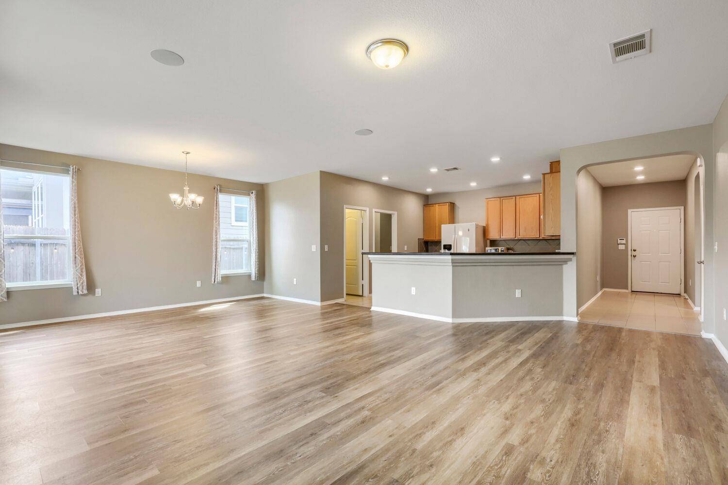 6808 Ondantra BND, Austin, TX 78744