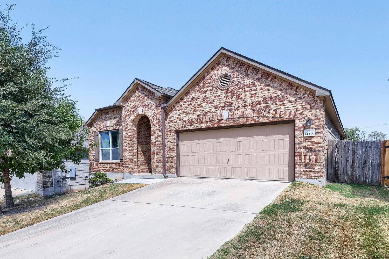 6808 Ondantra BND, Austin, TX 78744