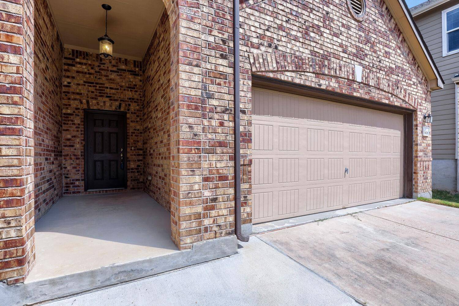 6808 Ondantra BND, Austin, TX 78744
