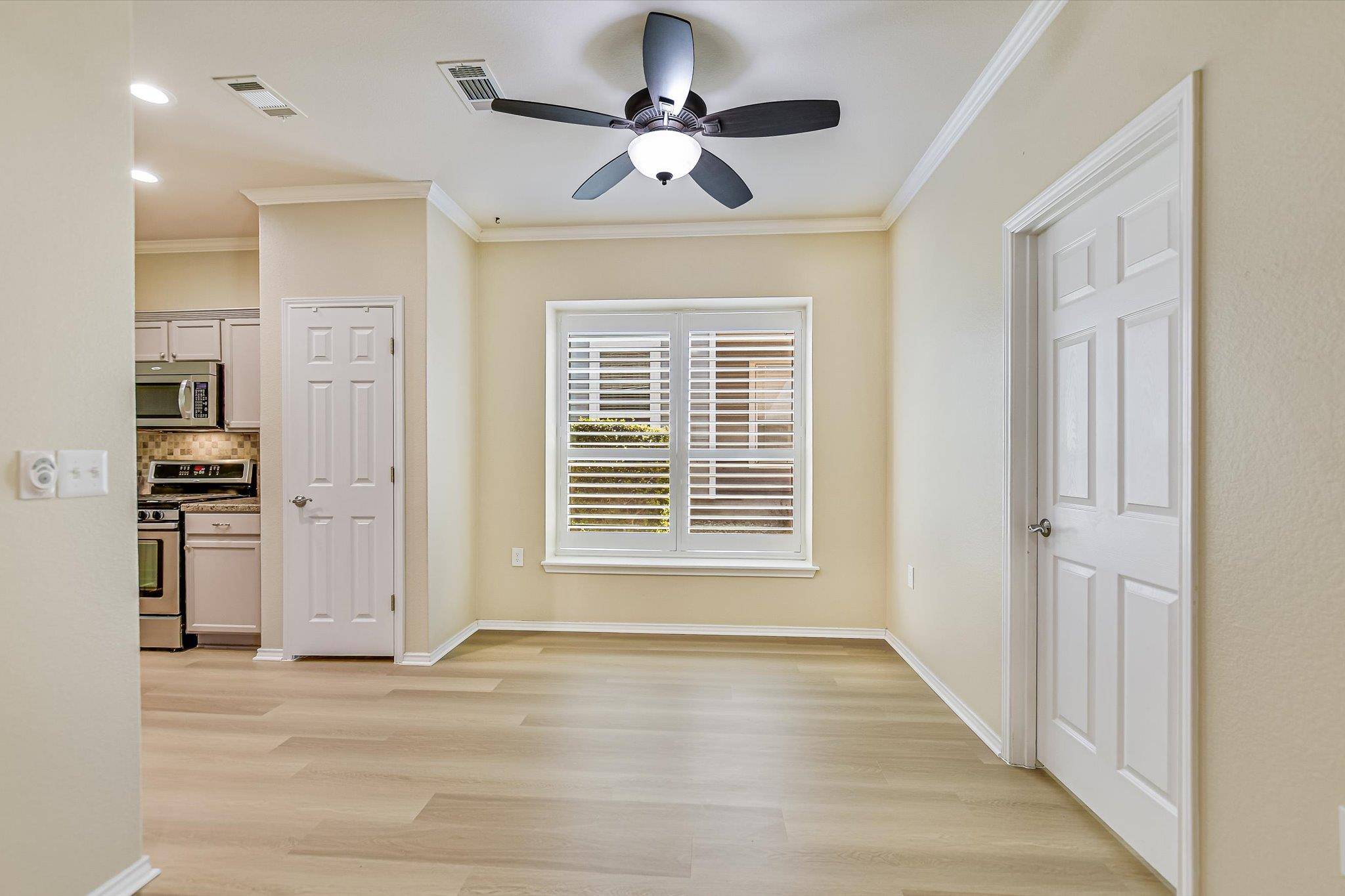 215 Bonham LOOP, Georgetown, TX 78633