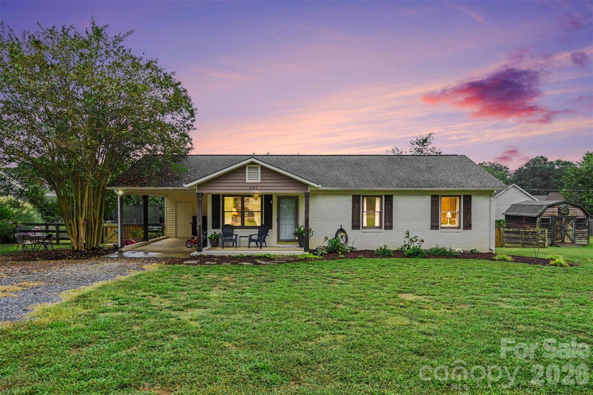 101 Morningstar DR, Locust, NC 28097
