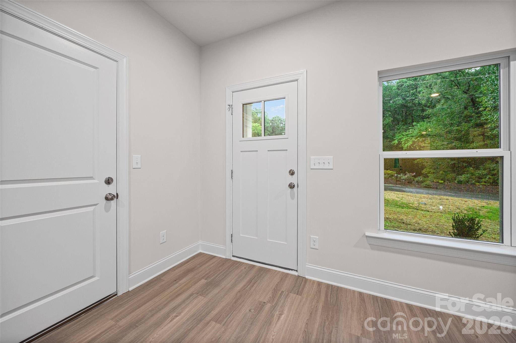 610 W Lewis ST, Dallas, NC 28034