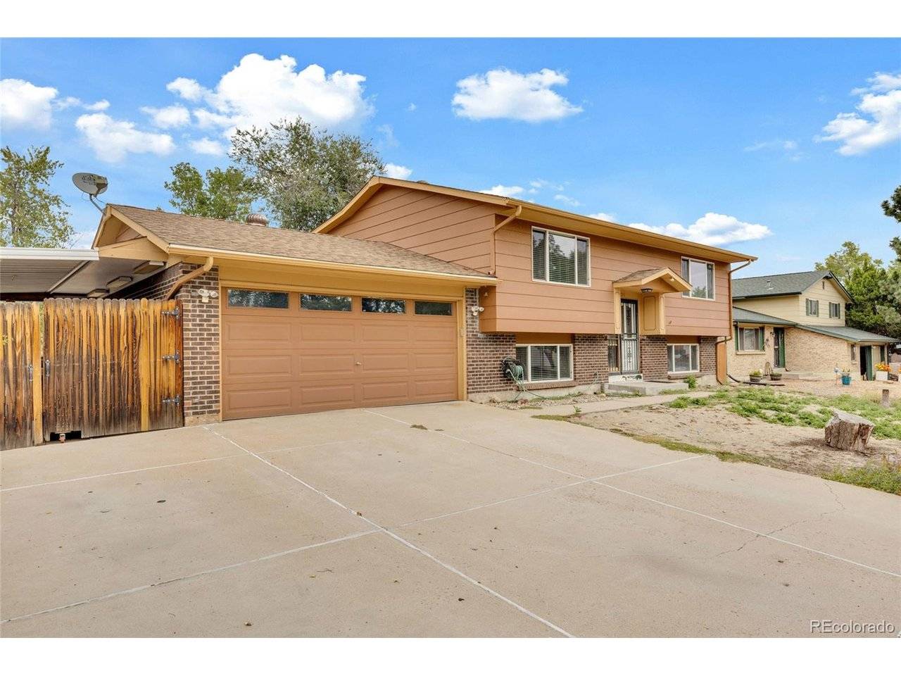 10093 W Maryland, Lakewood, CO 80232