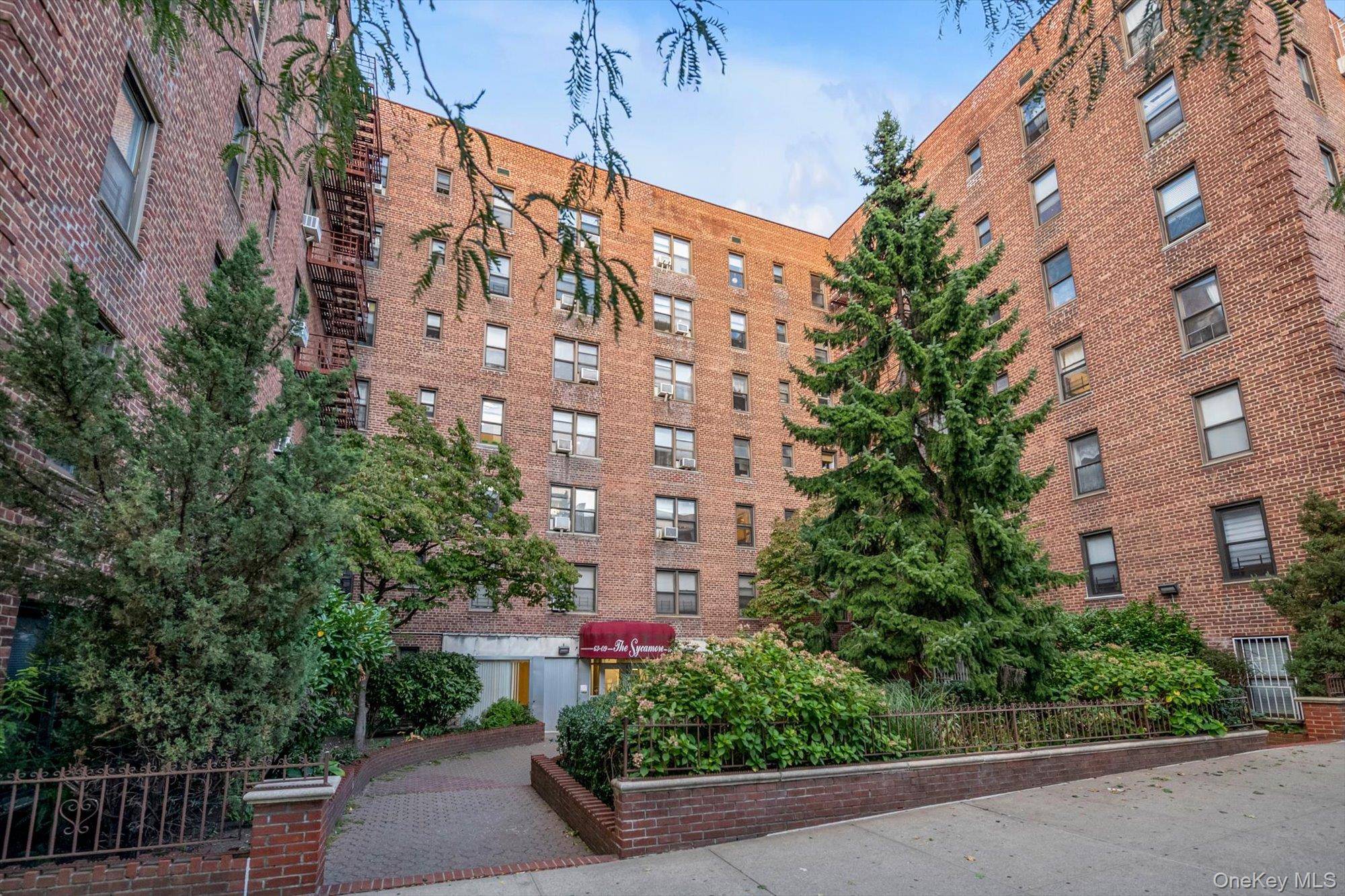 63-09 108 ST #3S, Forest Hills, NY 11375