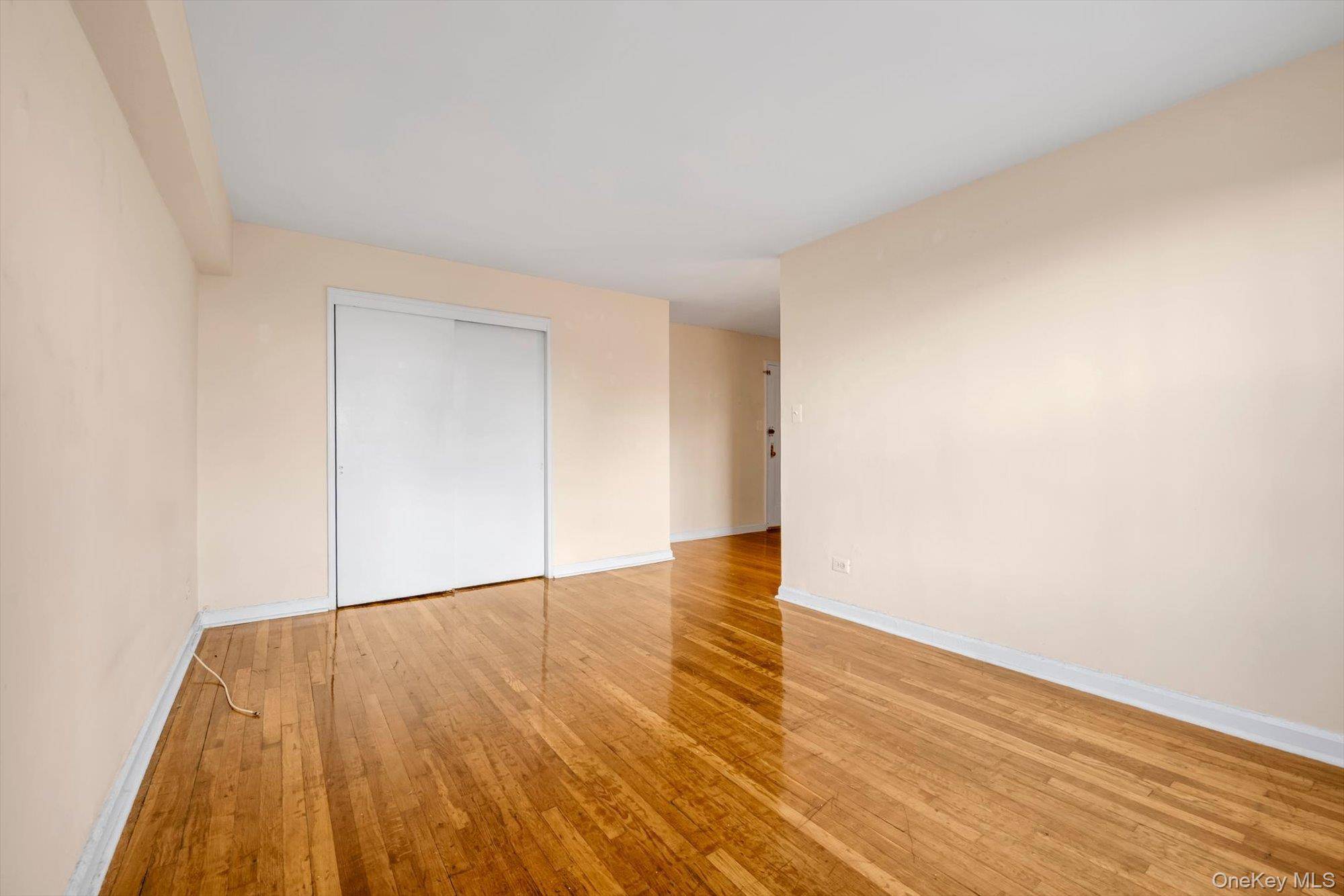 63-09 108 ST #3S, Forest Hills, NY 11375