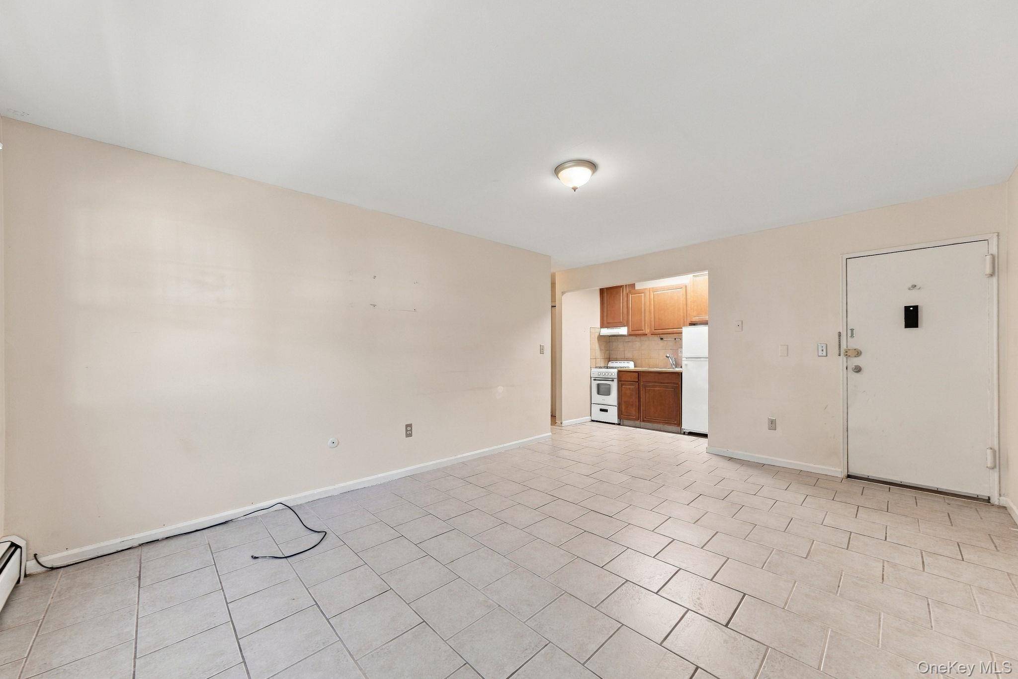 2301 Barclay MNR #23A, Newburgh, NY 12550