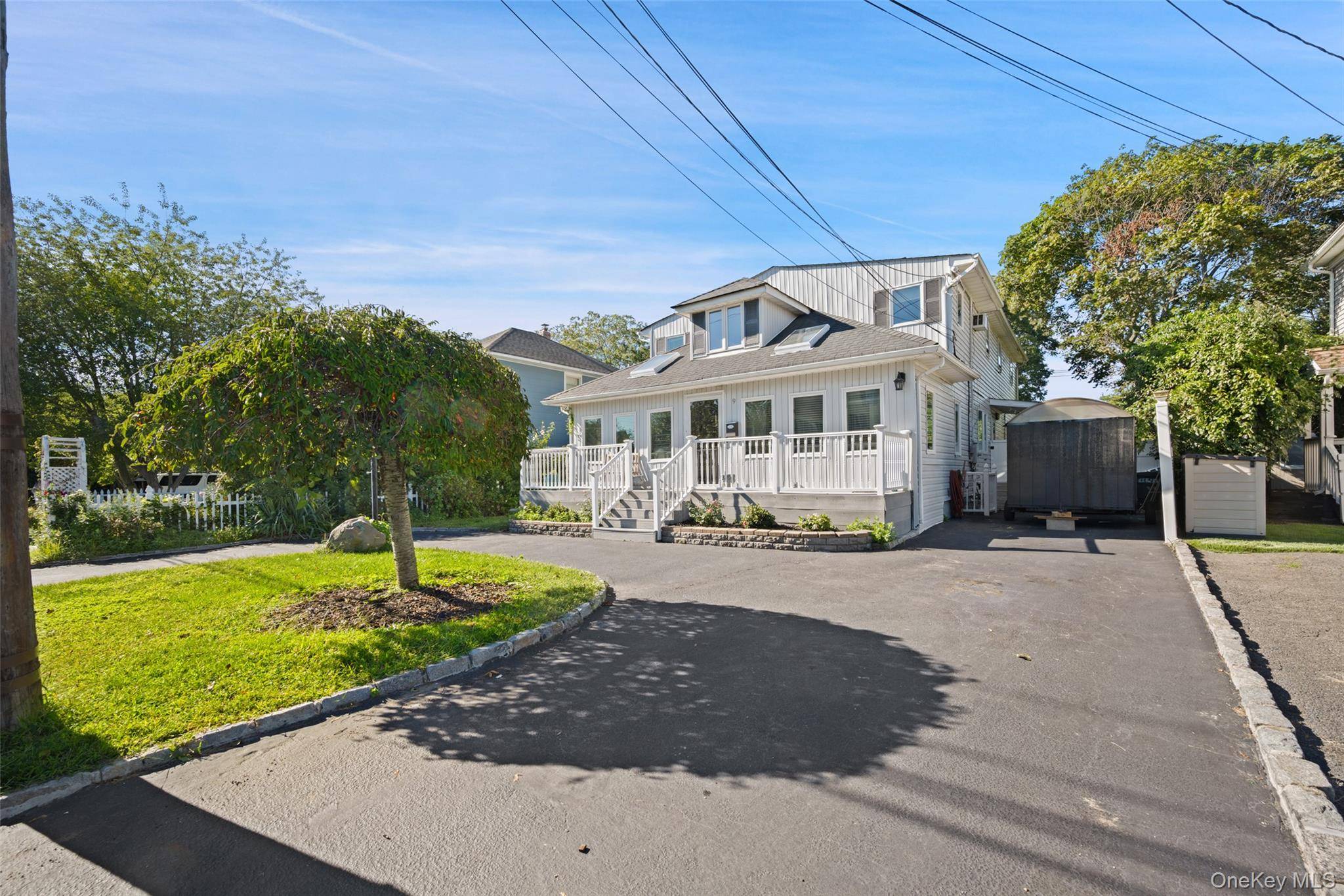 9 Watson, East Islip, NY 11730