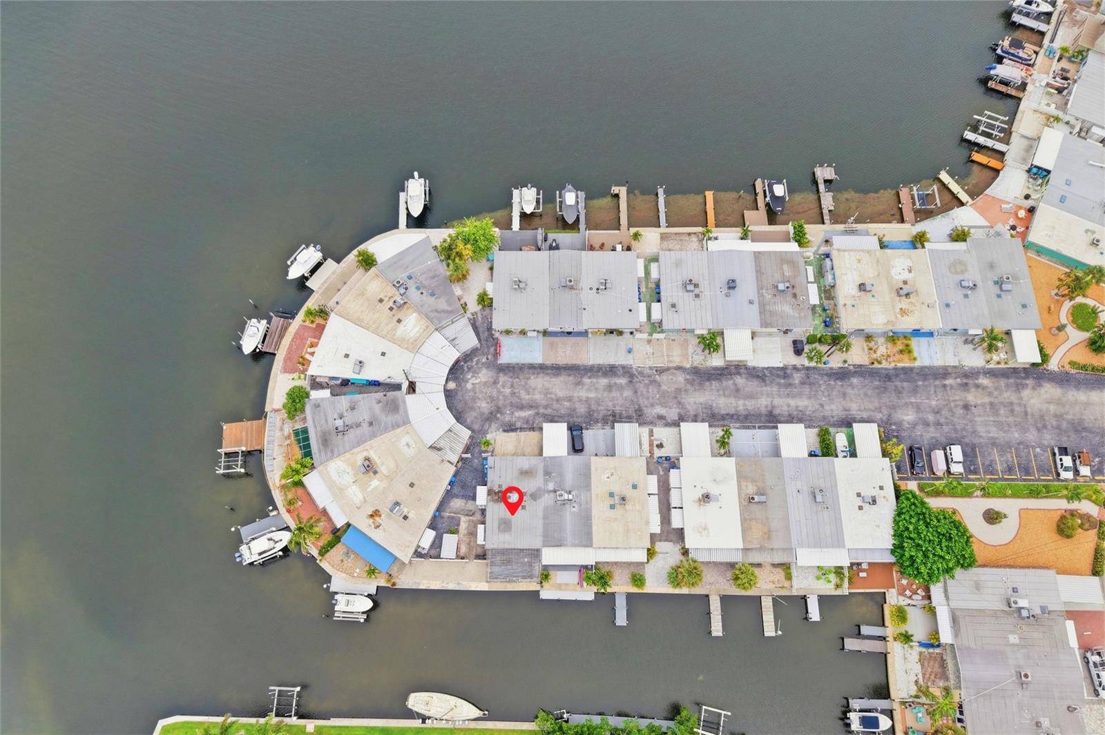 28 SEASIDE CT, Holmes Beach, FL 34217
