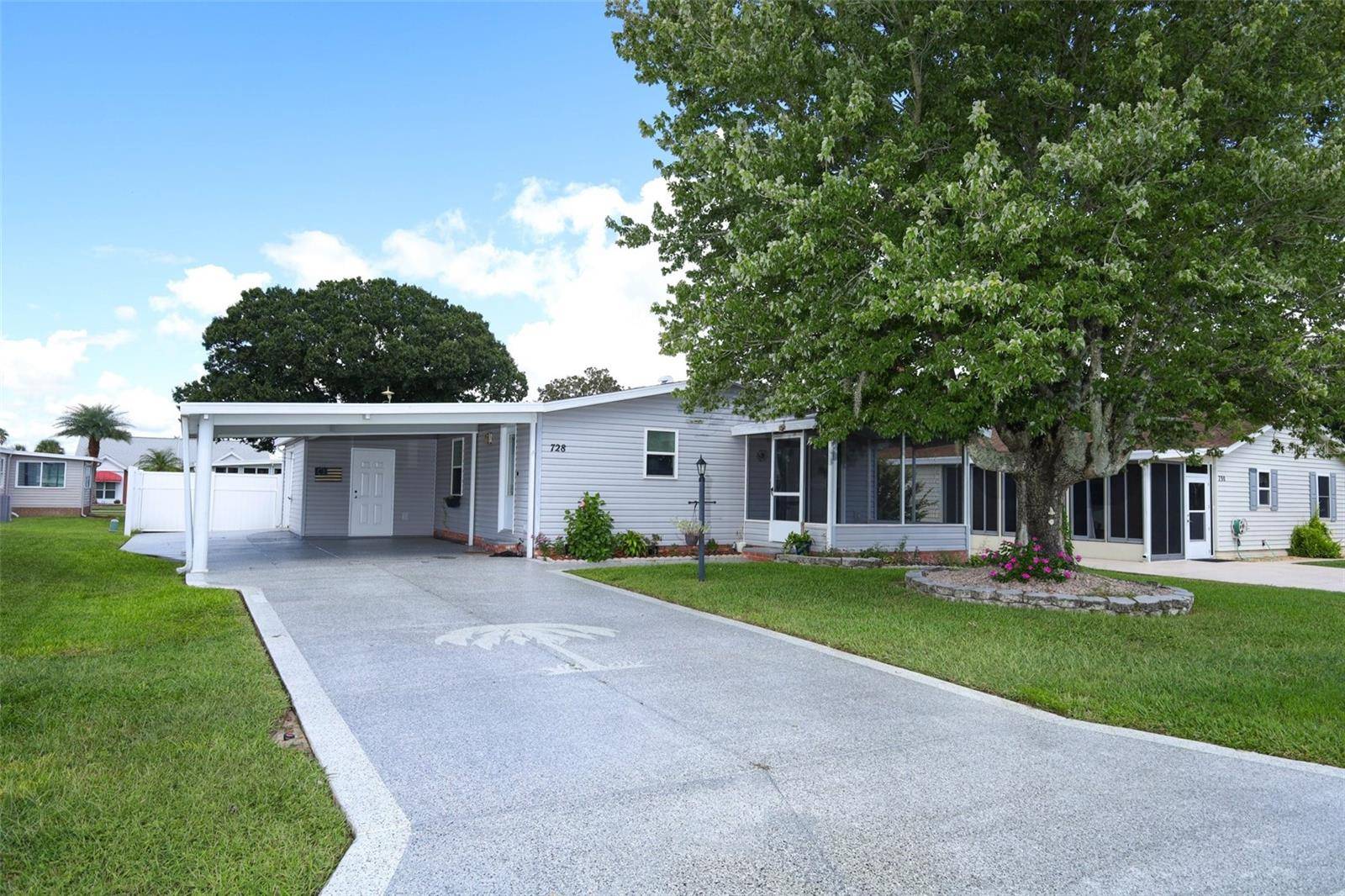 728 PRADO DR, Lady Lake, FL 32159