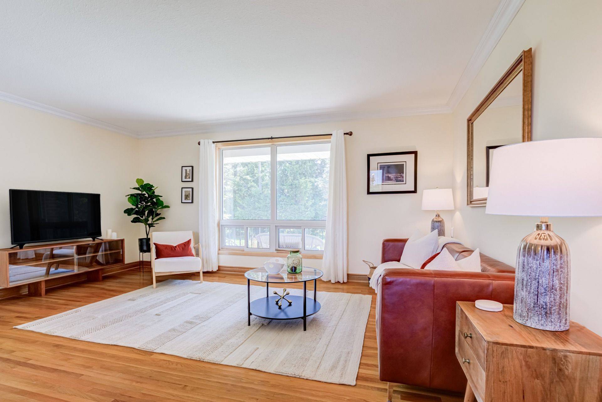 24 Joseph ST, Adjala-tosorontio, ON L0G 1L0