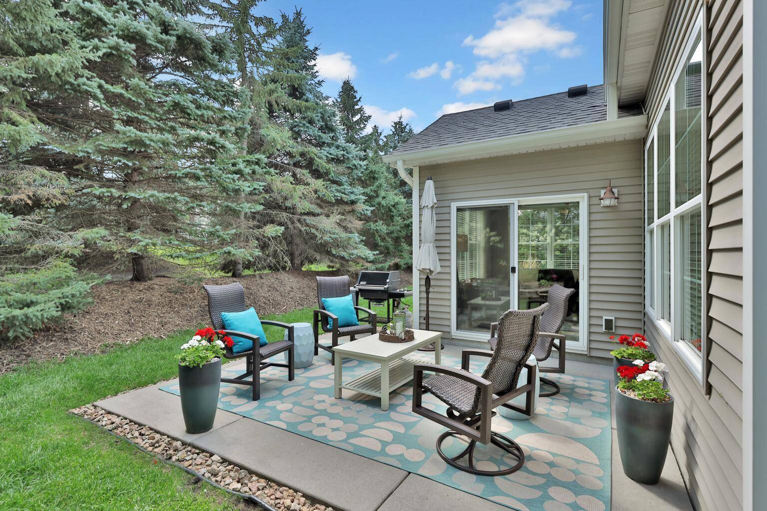 5245 108th AVE N, Brooklyn Park, MN 55443