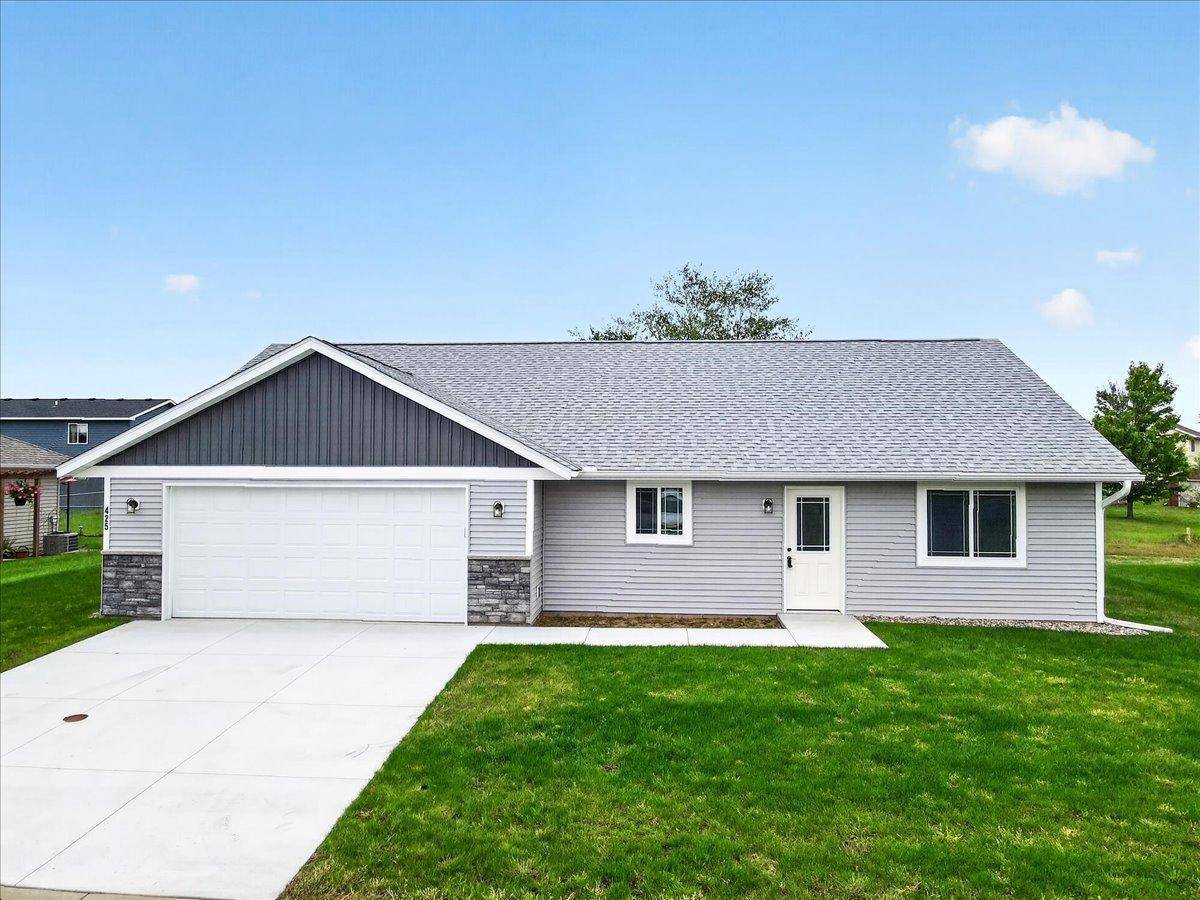 425 4th AVE SE, Saint Joseph, MN 56374