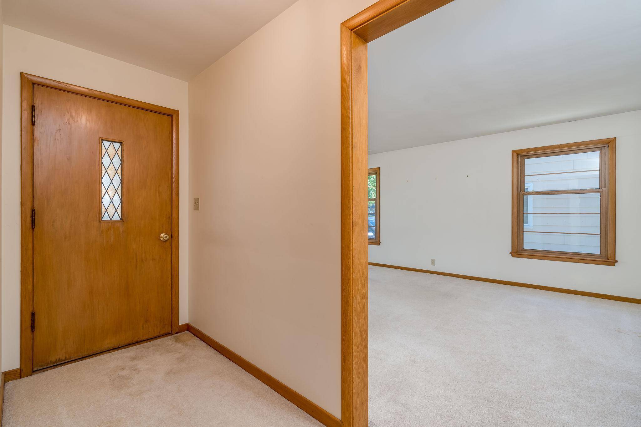 443 Harrison AVE, North Mankato, MN 56003