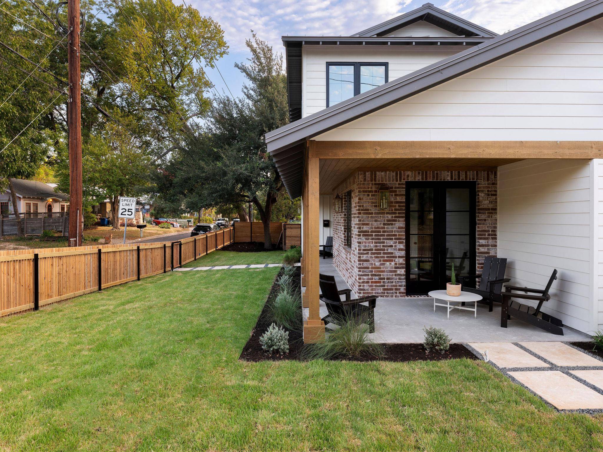 514 E Live Oak ST, Austin, TX 78704