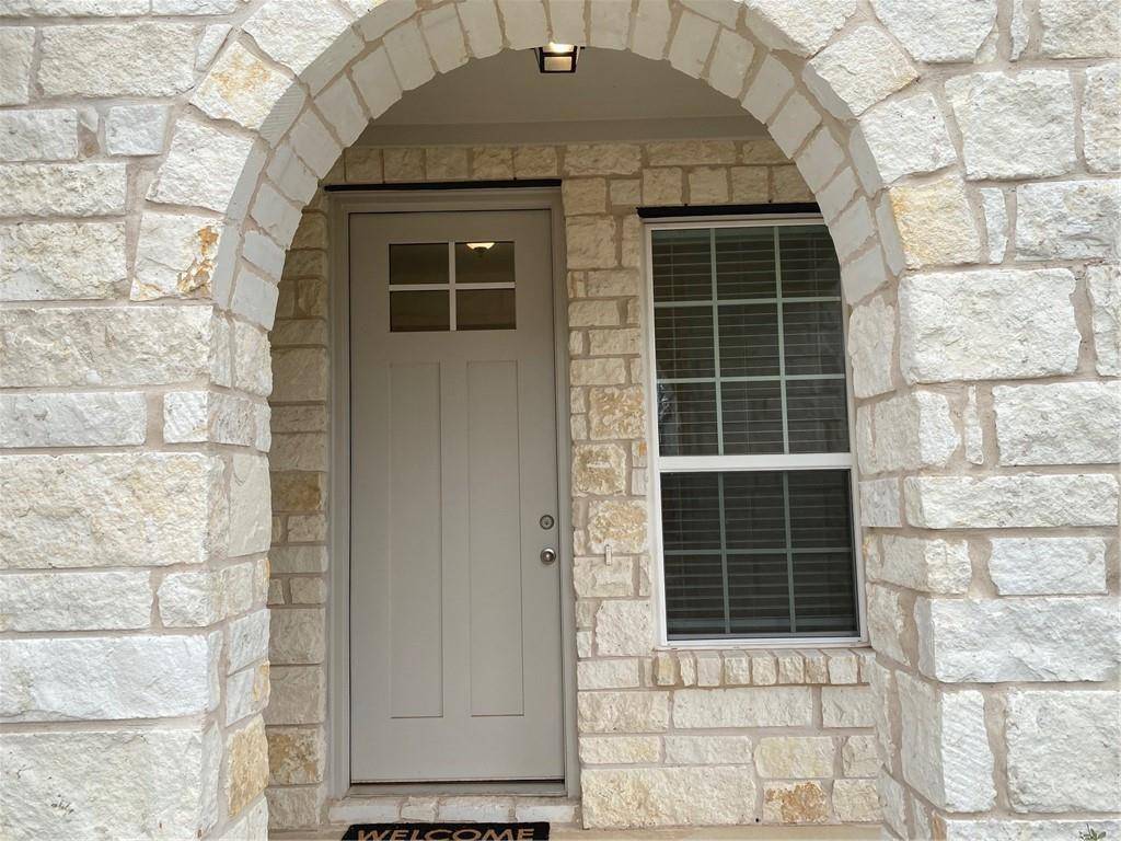 652 Pheasant Hill LN, Georgetown, TX 78628