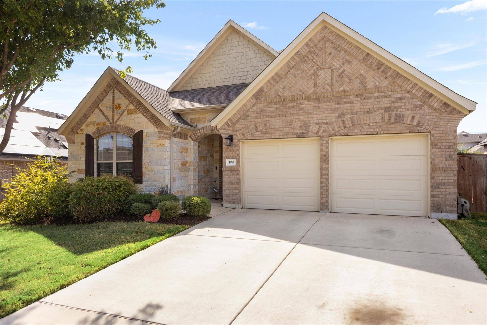 109 Buffalo View LN, Georgetown, TX 78628