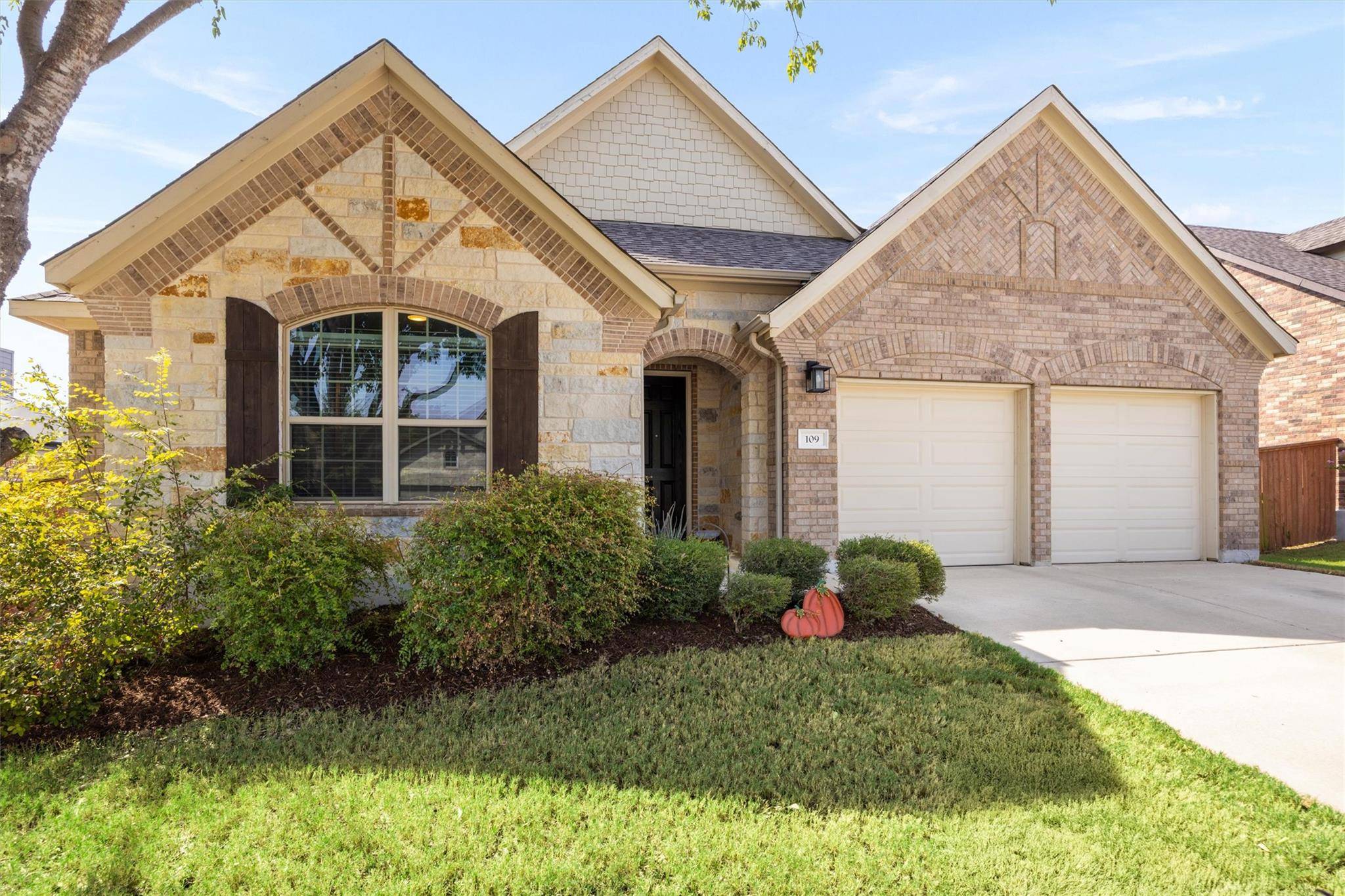109 Buffalo View LN, Georgetown, TX 78628