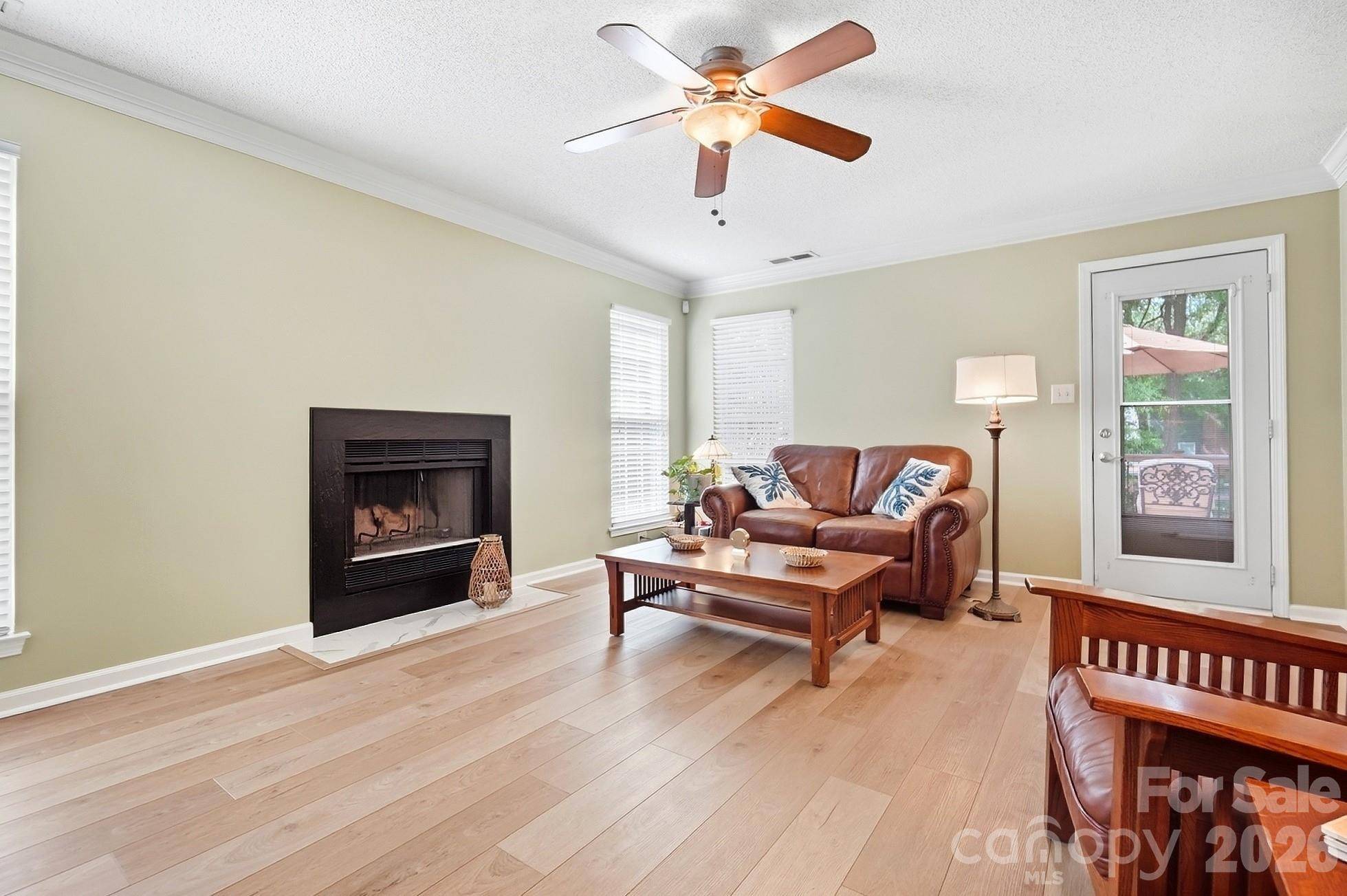 1629 Sugar Hollow DR, Charlotte, NC 28214