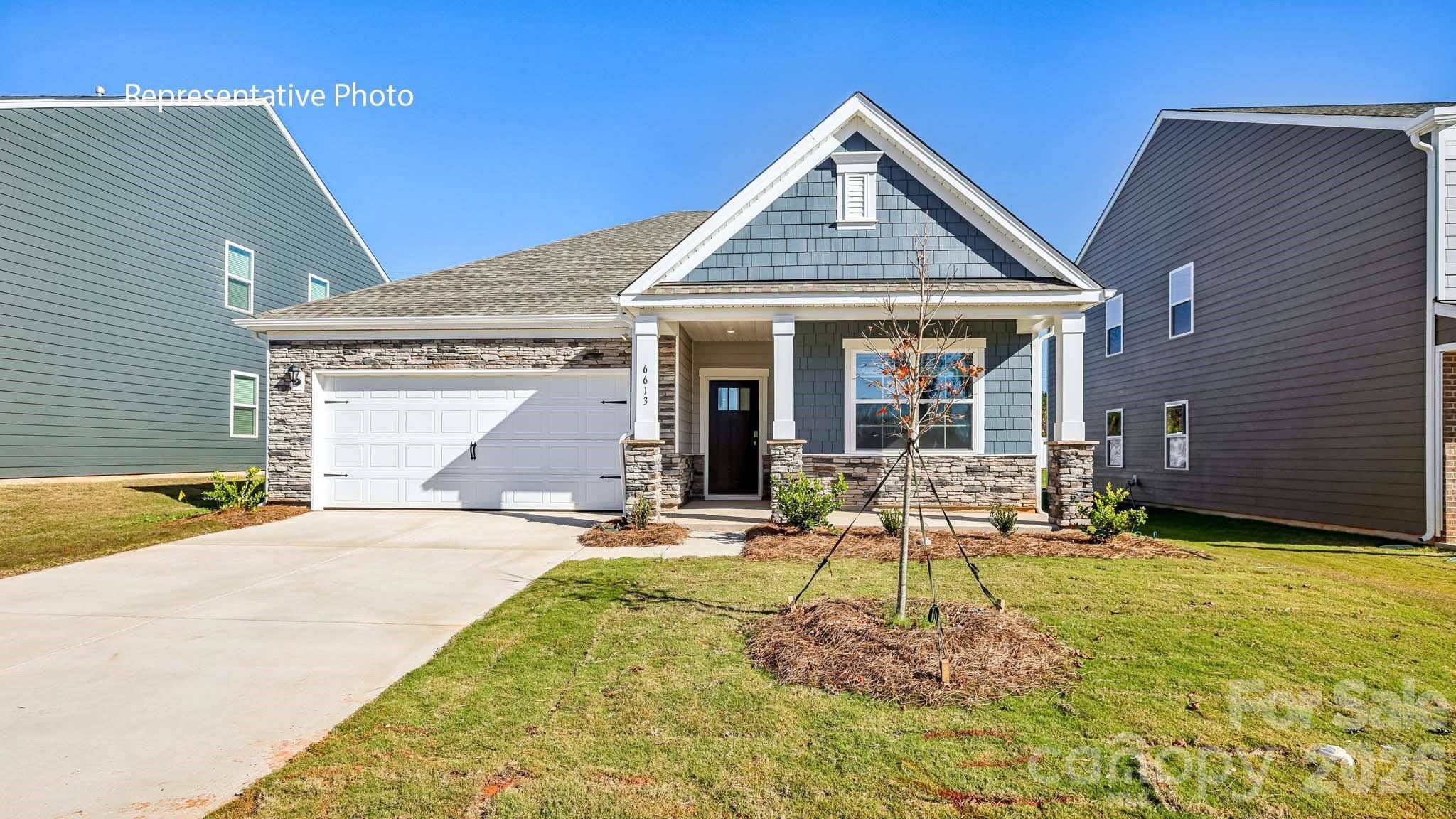 211 Mary Locke WAY, Statesville, NC 28677