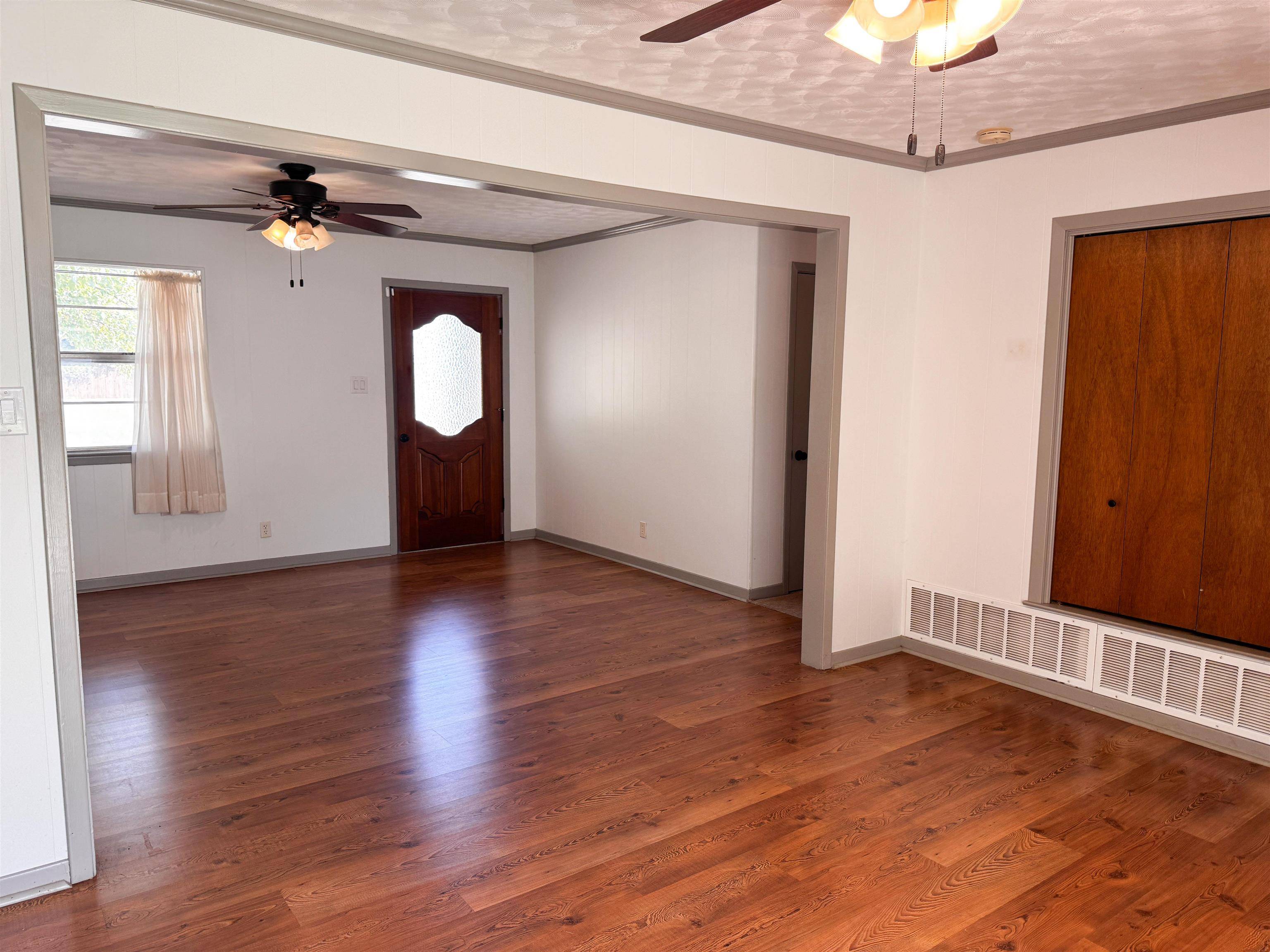 102 W Llano ST, Llano, TX 78643