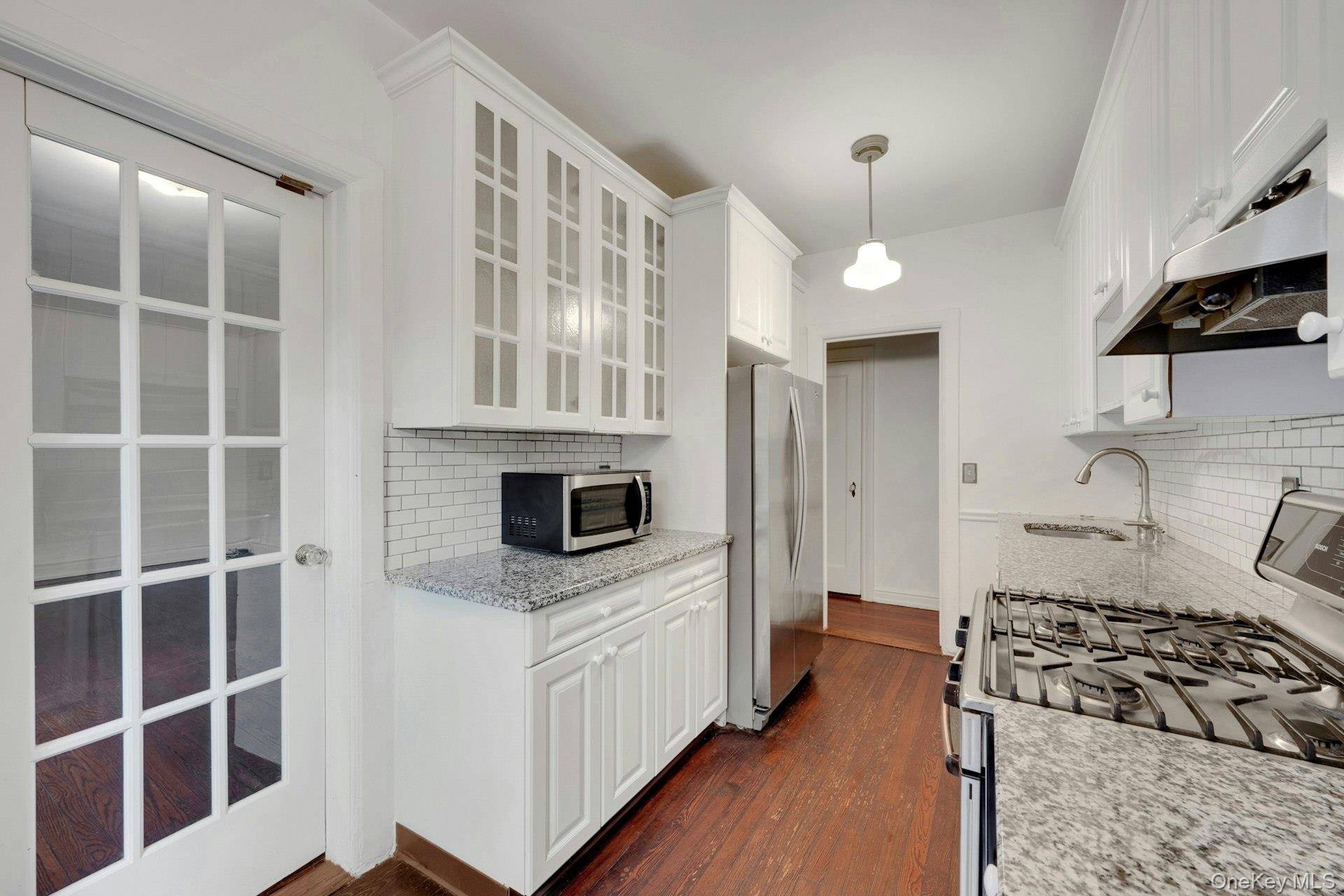 143 Garth RD #1J, Scarsdale, NY 10583