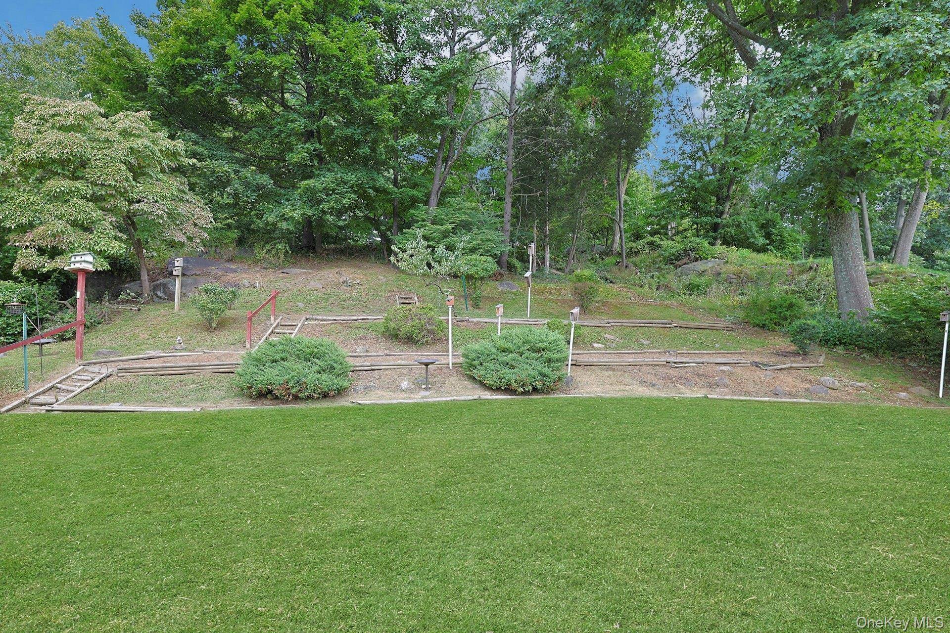 5 Seward CT, Montrose, NY 10548
