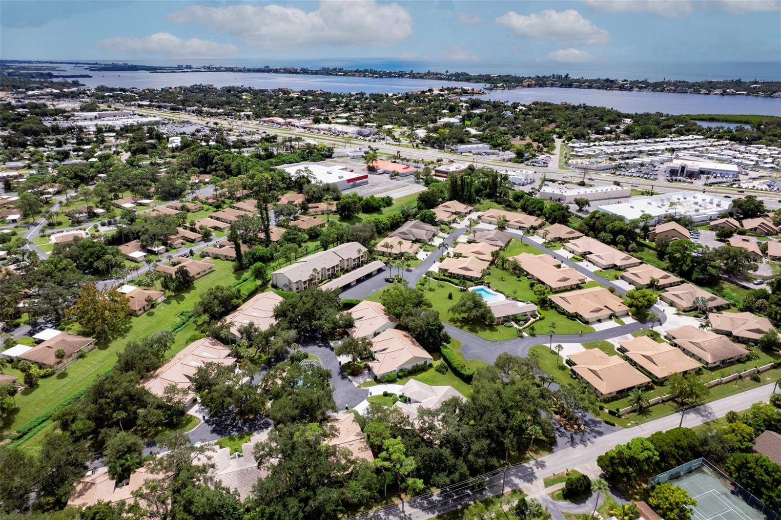 7143 WOOD CREEK DR #203, Sarasota, FL 34231