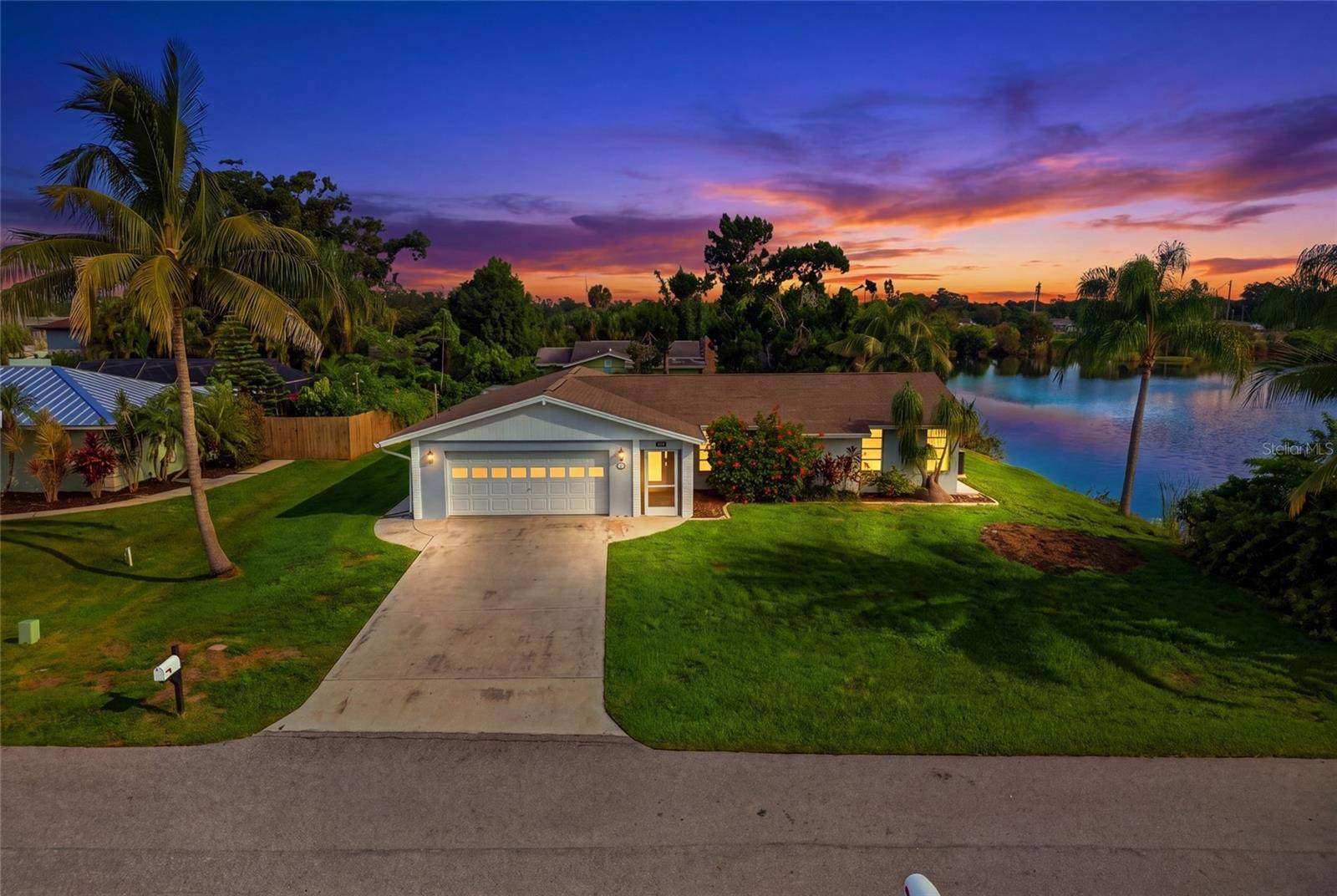3667 CAROL LN, Sarasota, FL 34238