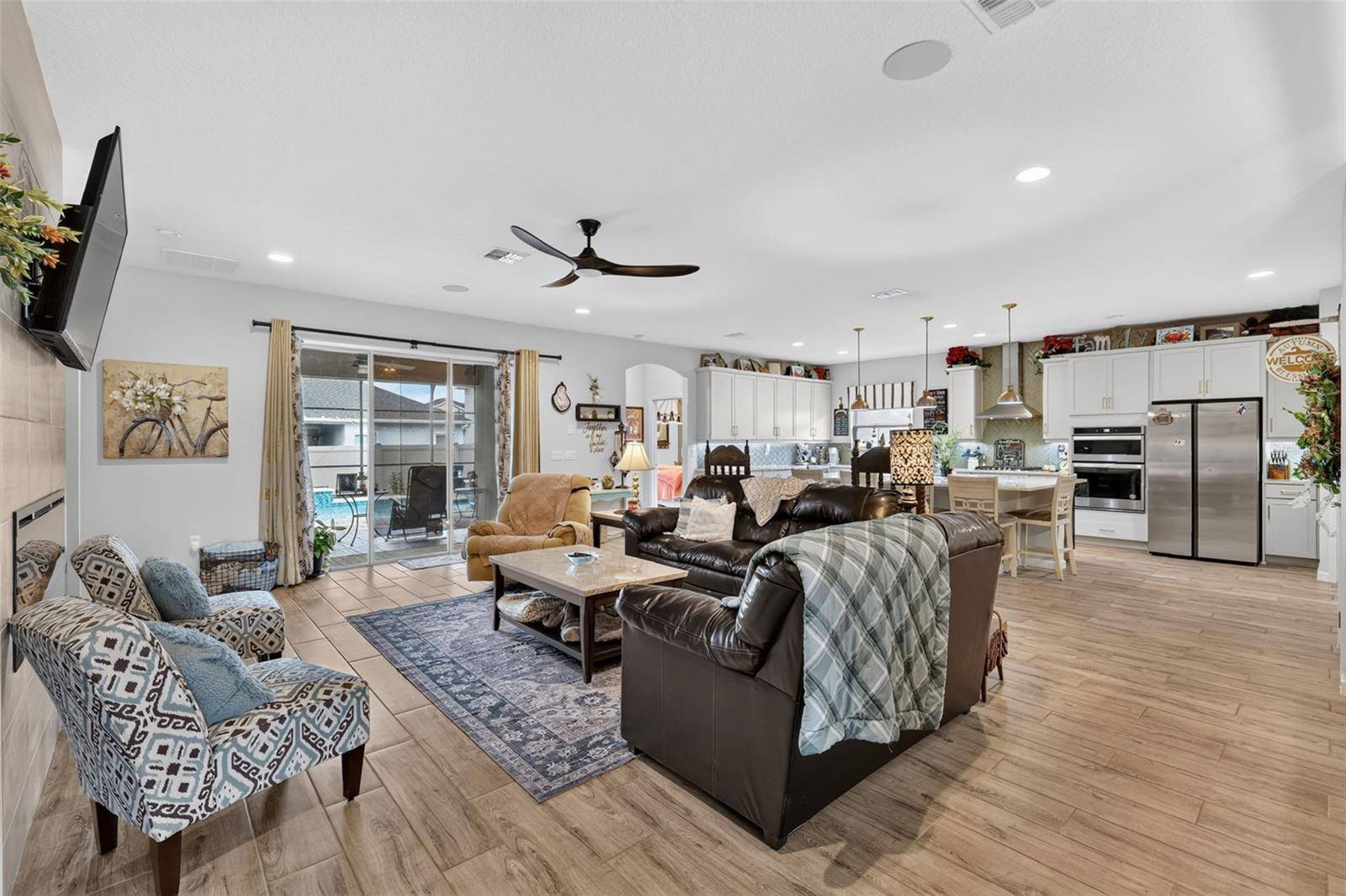 1300 BLARNEY ST, Minneola, FL 34715