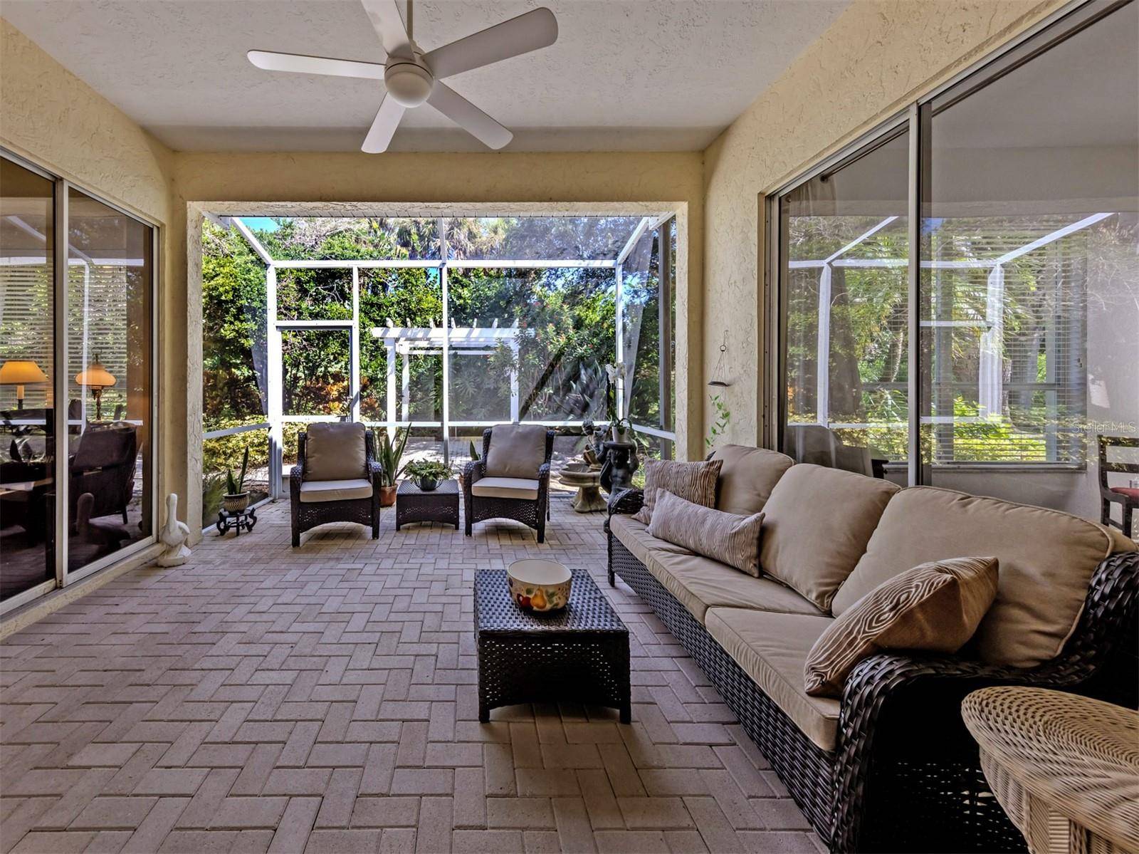 554 FALLBROOK DR, Venice, FL 34292