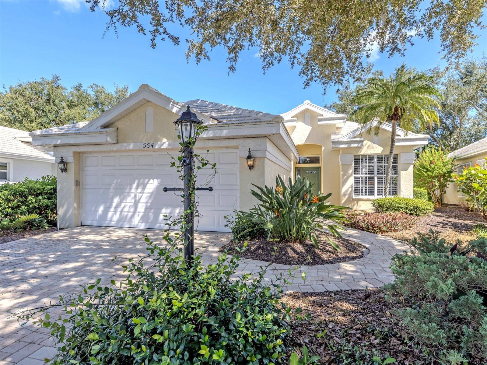 554 FALLBROOK DR, Venice, FL 34292