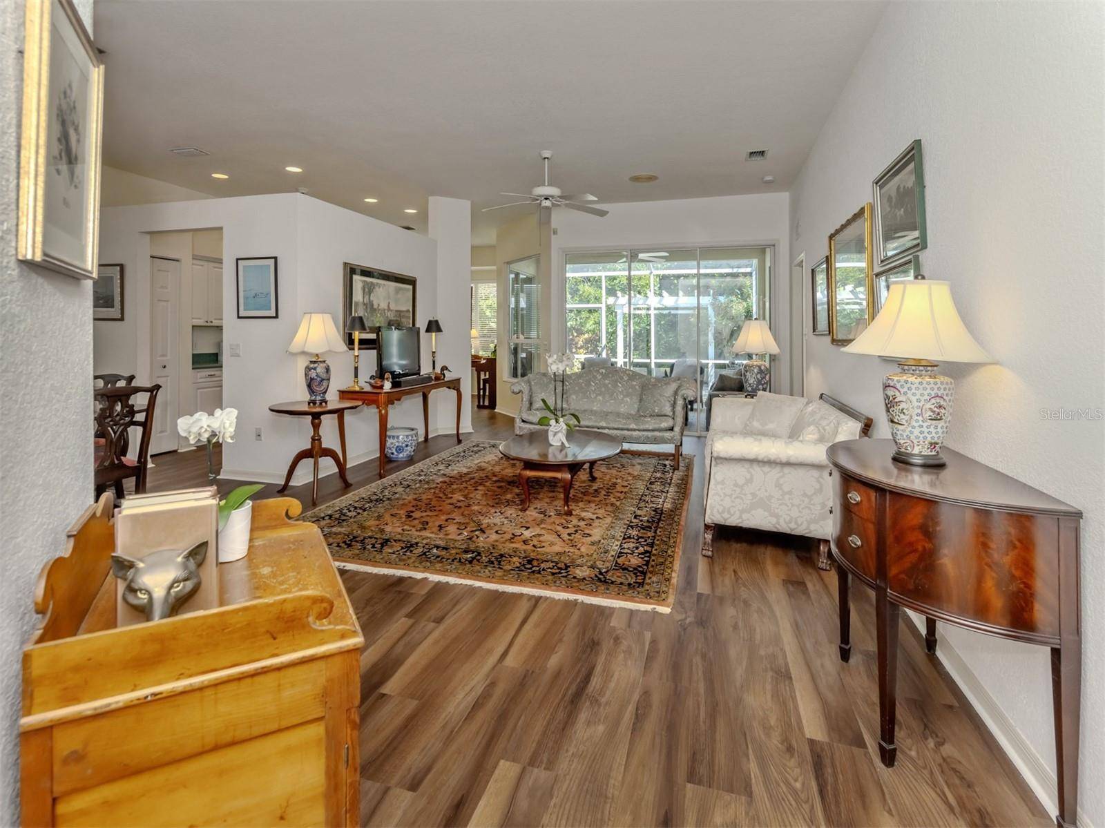 554 FALLBROOK DR, Venice, FL 34292