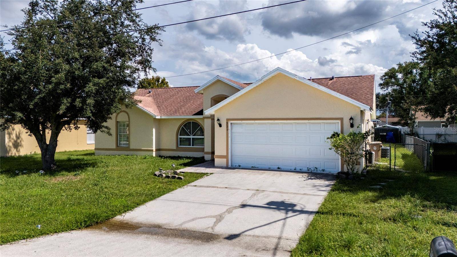 221 CHADWORTH DR, Kissimmee, FL 34758