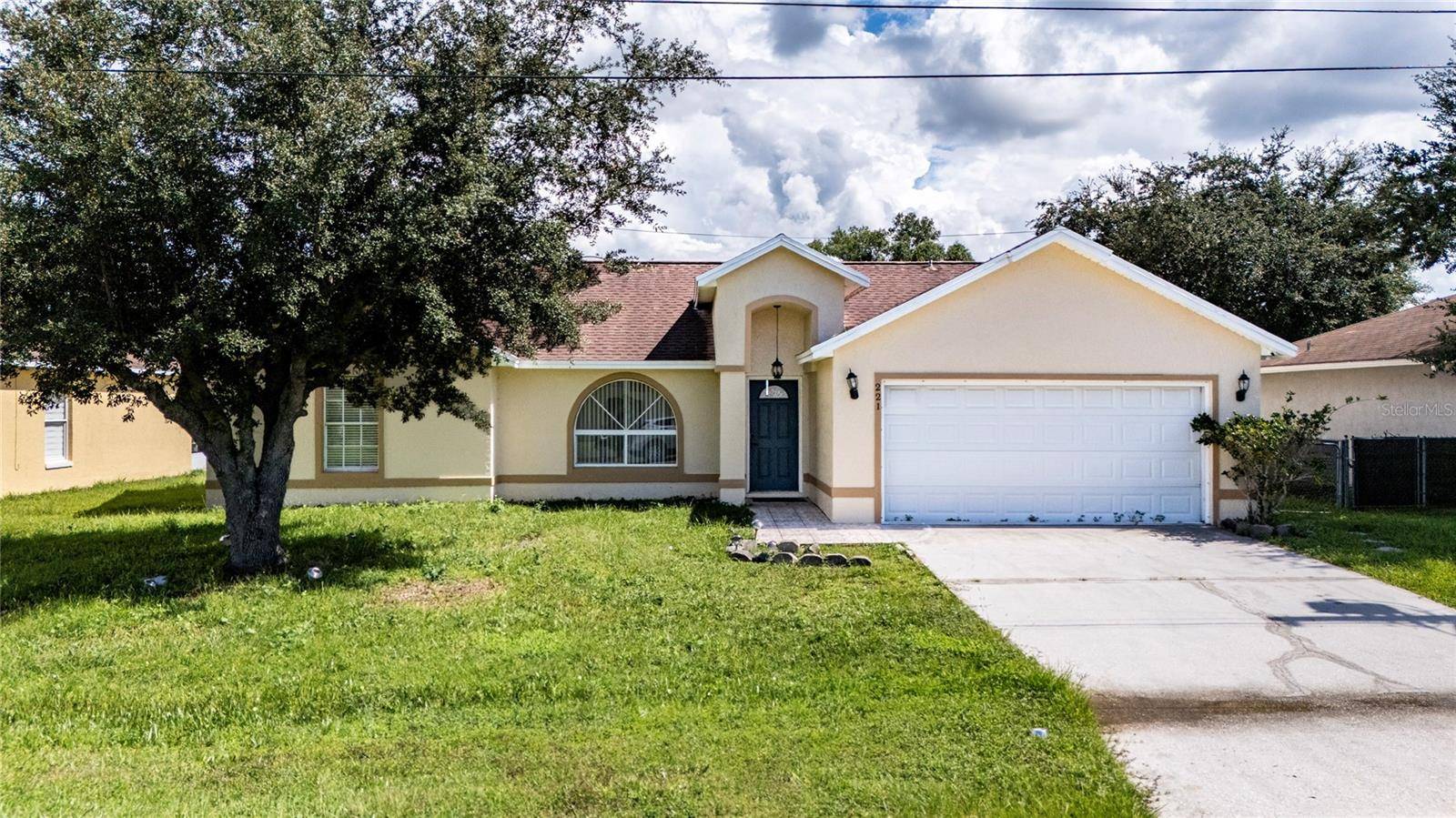 221 CHADWORTH DR, Kissimmee, FL 34758