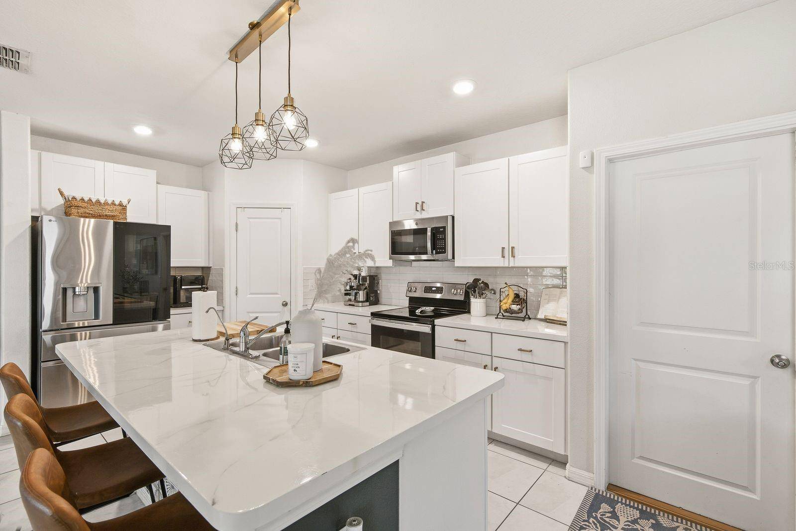 6139 APPLE SNAIL AVE, New Port Richey, FL 34653