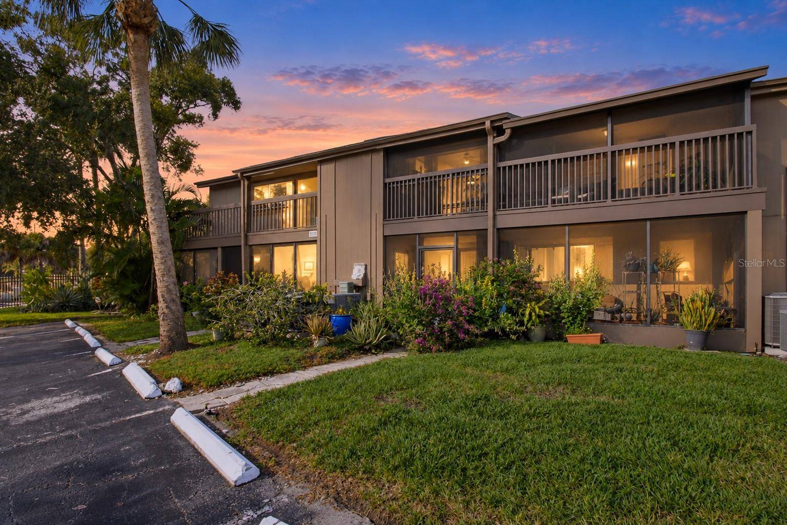6346 NEWTOWN CIR #46B4, Tampa, FL 33615