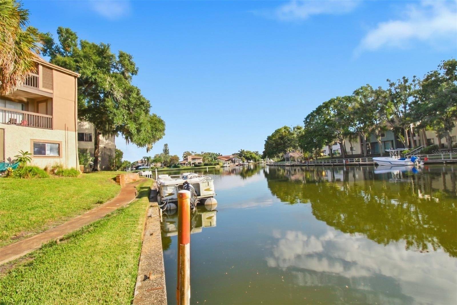 6346 NEWTOWN CIR #46B4, Tampa, FL 33615