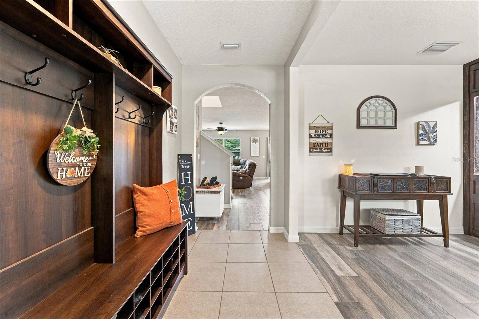 506 DIAMOND RIDGE RD, Seffner, FL 33584