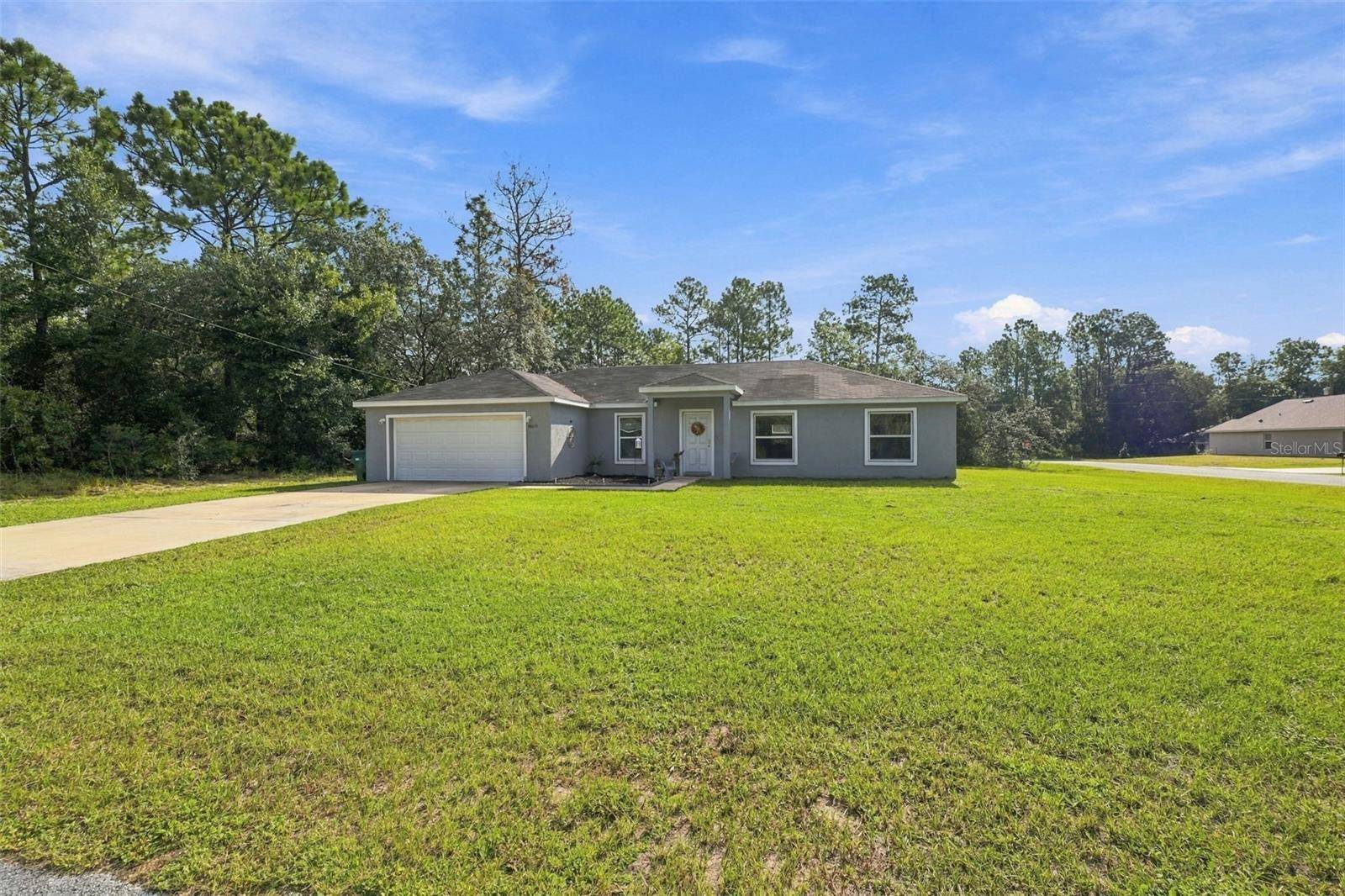 8009 N PRIMROSE DR, Citrus Springs, FL 34434