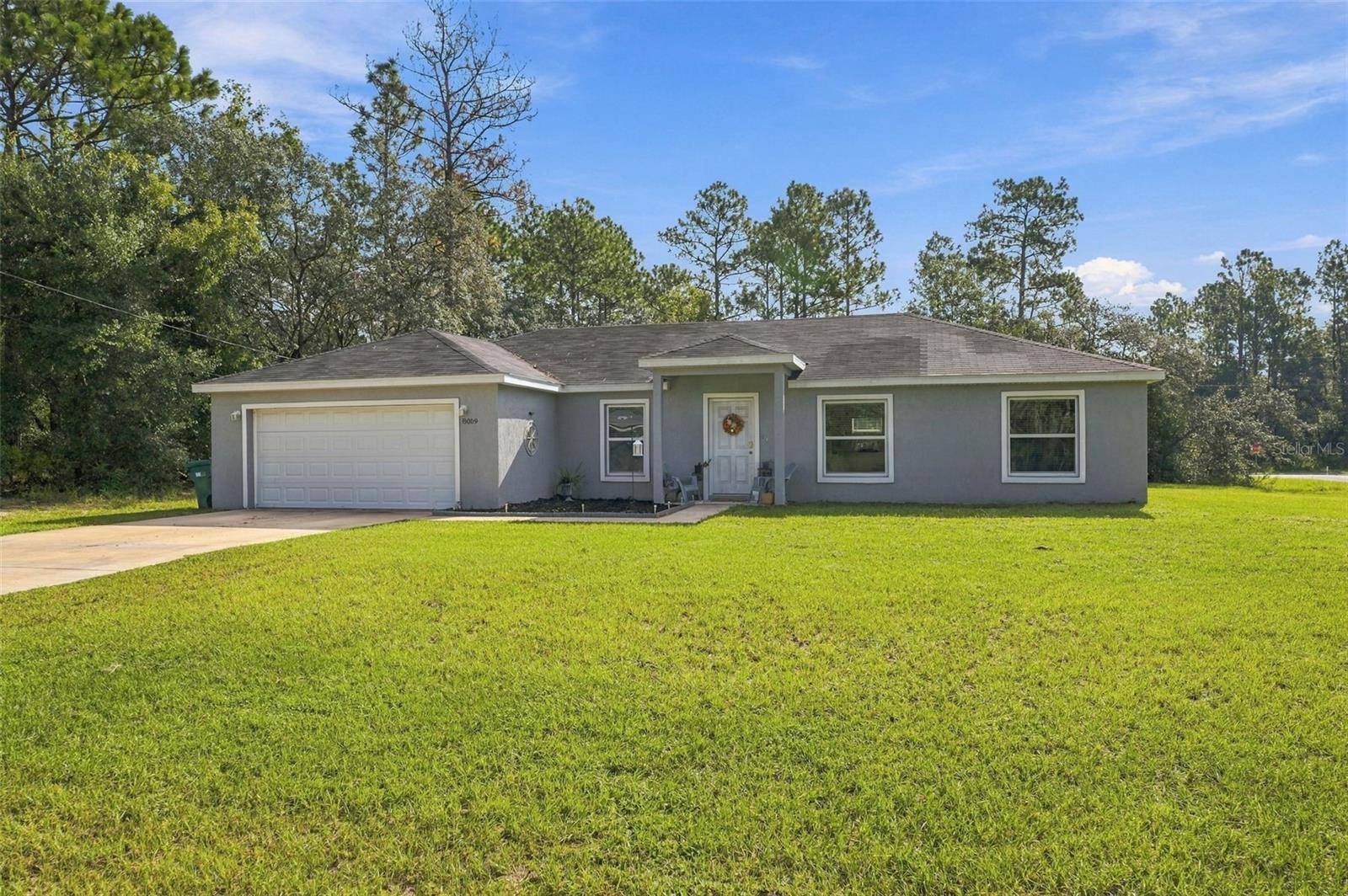8009 N PRIMROSE DR, Citrus Springs, FL 34434
