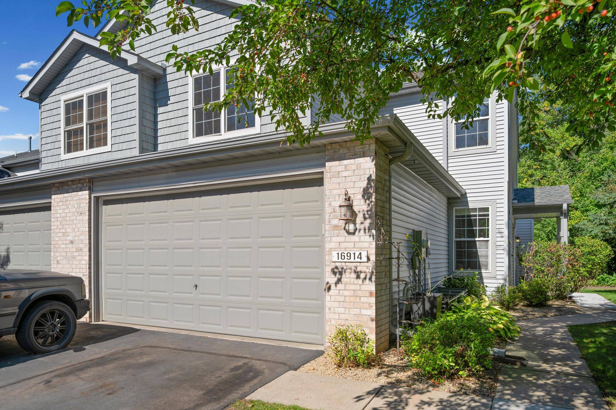 16914 79th AVE N, Maple Grove, MN 55311