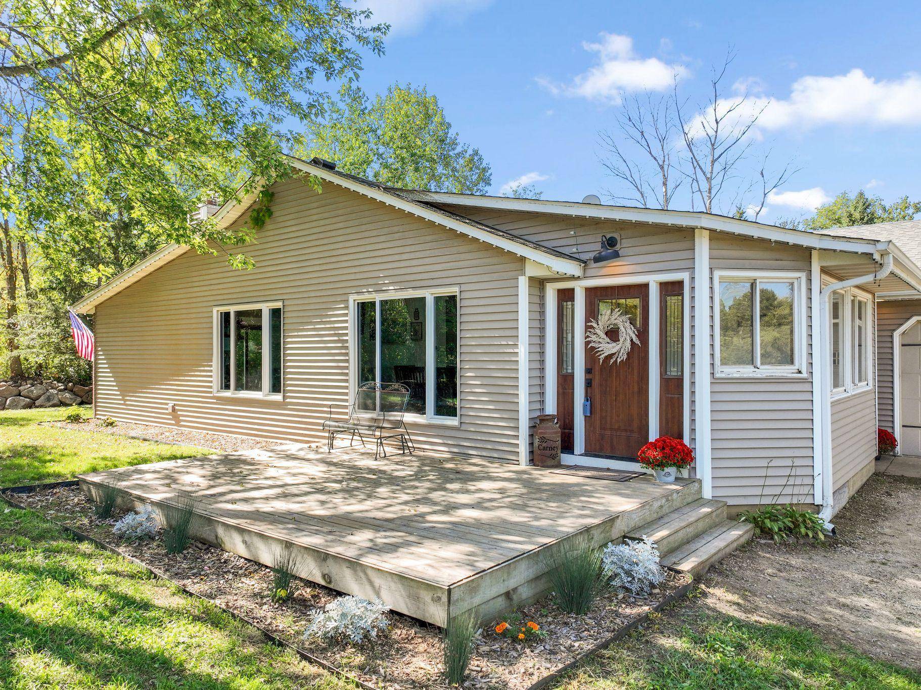 11966 235th ST E, Lakeville, MN 55044