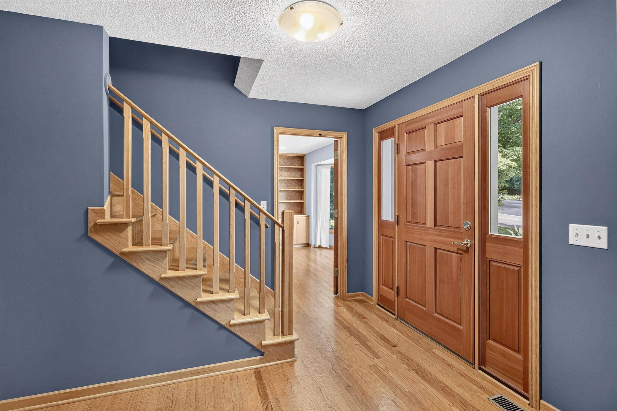 4840 Sparrow RD, Minnetonka, MN 55345