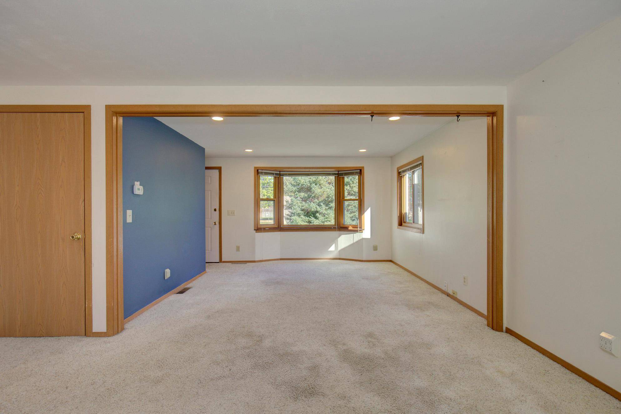 3990 66th ST E, Inver Grove Heights, MN 55076