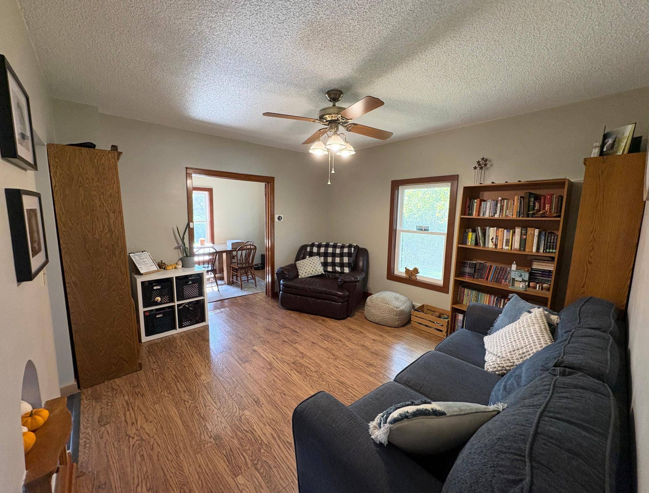 858 Bradley DR, Hudson, WI 54016