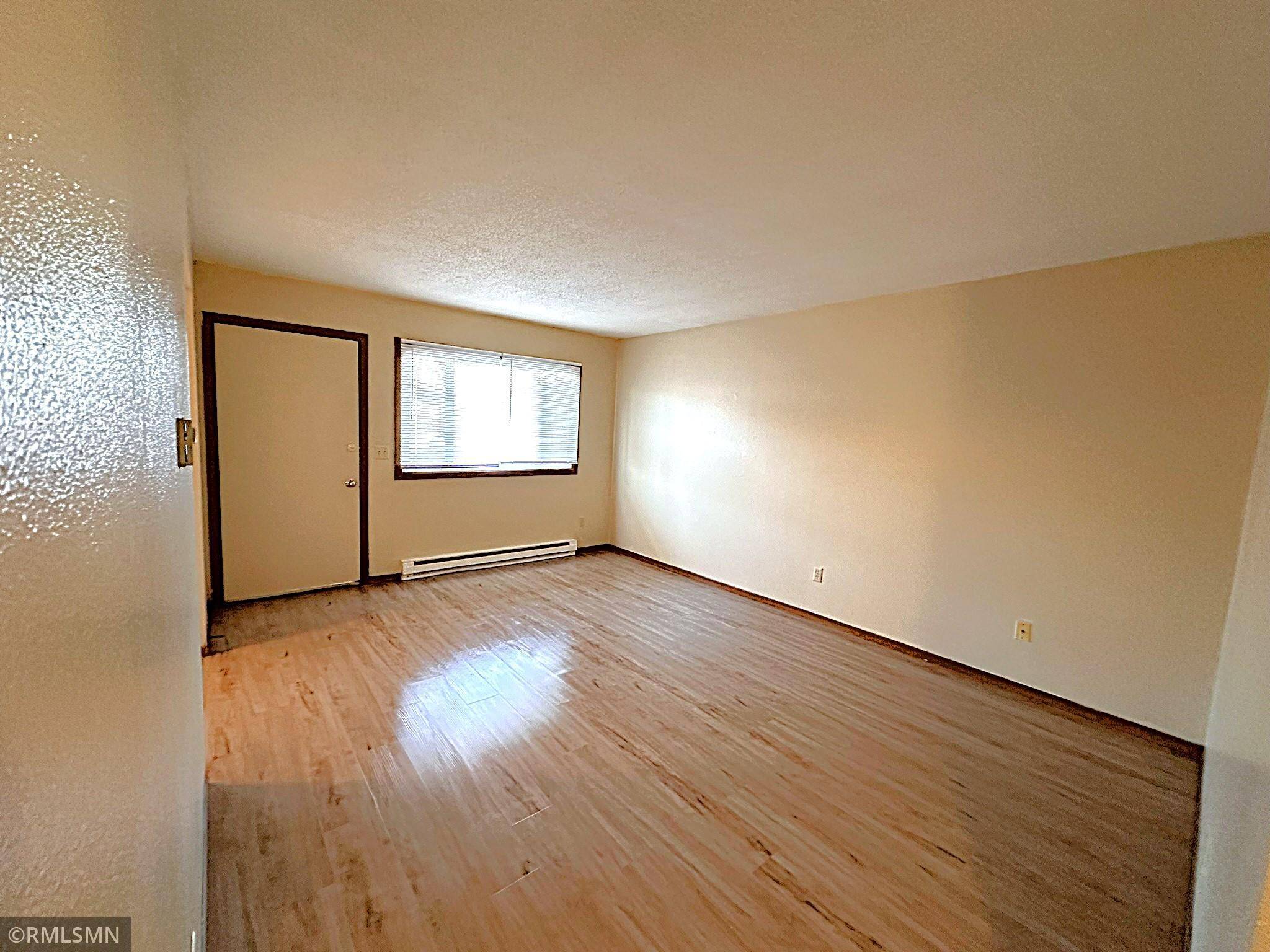 1380 Heritage DR ##10, New Richmond, WI 54017