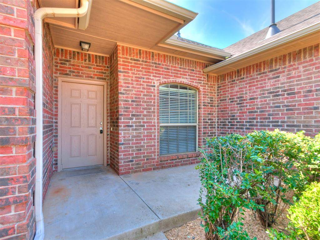 2120 NW 157th ST, Edmond, OK 73013
