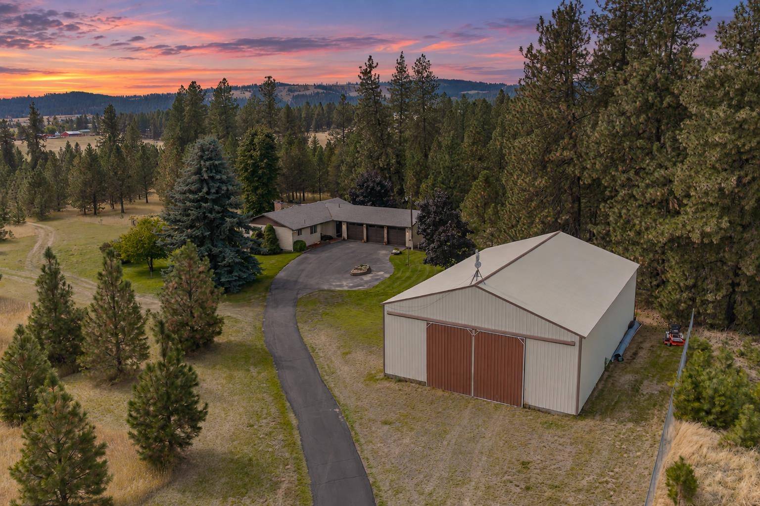 19825 N Hwy 395, Colbert, WA 99005