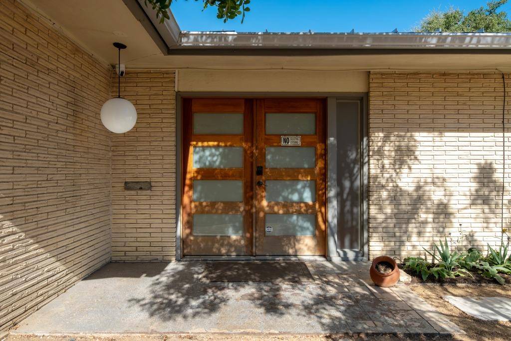 833 E 38th ST, Austin, TX 78705