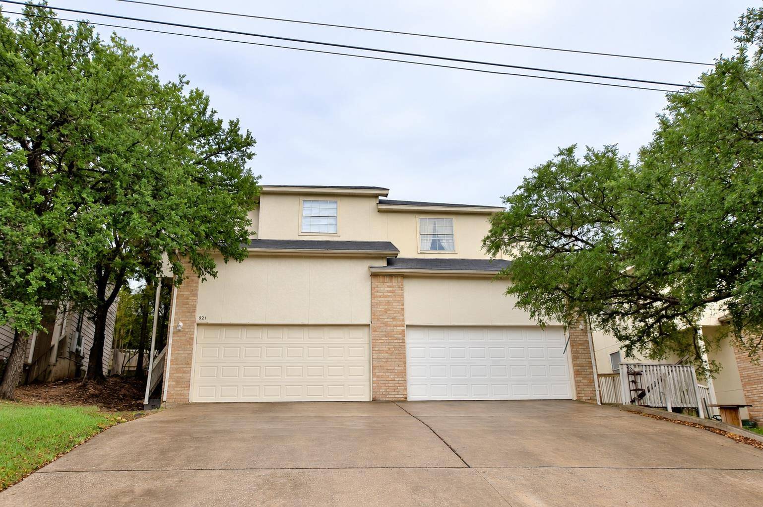 921-923 Sagewood TRL, San Marcos, TX 78666